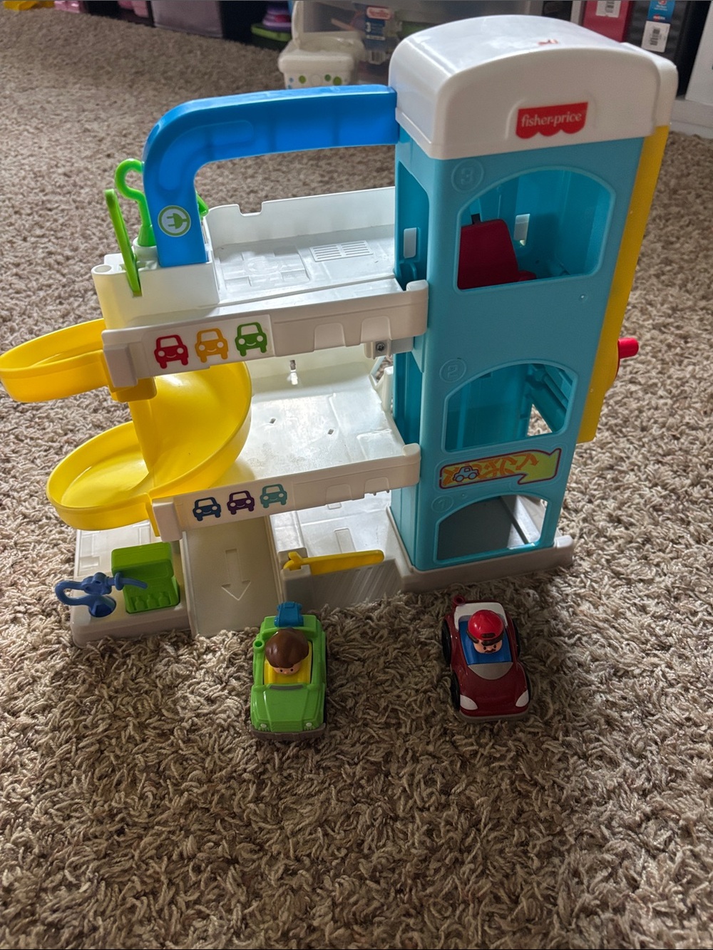 Fisher-Price Little People Helpful Neighbor's Garage playset